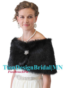 Bridal shawl wrap, black wedding fur wrap, faux fur shrug