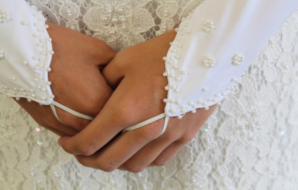 White Bridal Gloves With Pearl Accent